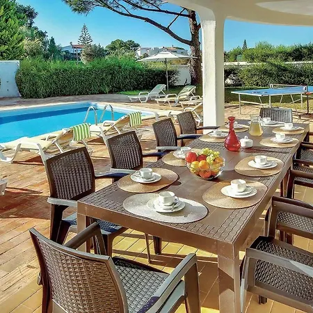 Sleeps 10 With Pool Air Con And Wifi Villa