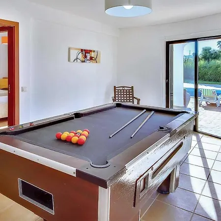 Sleeps 10 With Pool Air Con And Wifi *